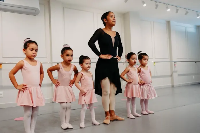 Espetáculo de Natal em Maceió transforma dança em reflexão sobre a família