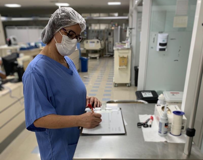 Enfermagem mantém serviços reduzidos após impasse salarial em AL