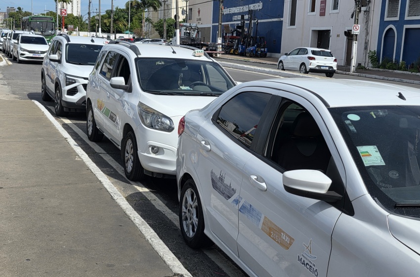 DMTT convoca candidatos para novas autorizações de táxi em Maceió