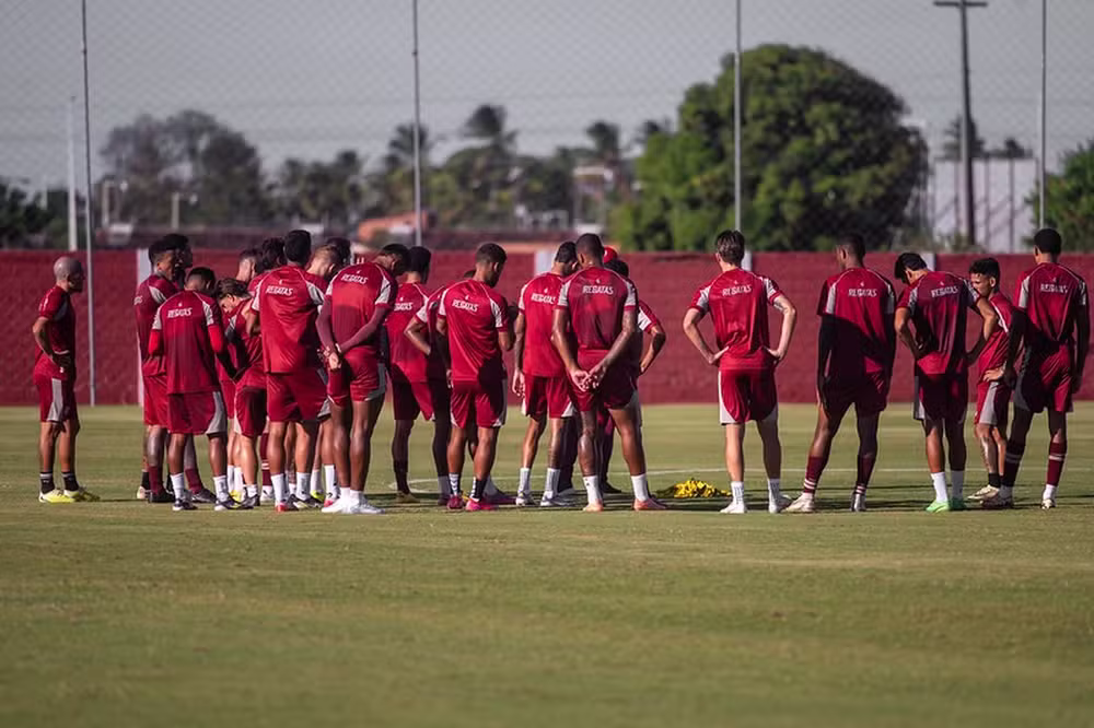 CRB deve ter estreia no clássico das multidões