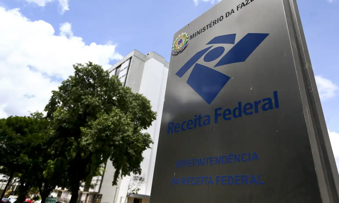 Receita Federal bate recorde e arrecada mais de R$ 200 milhões no mês de novembro