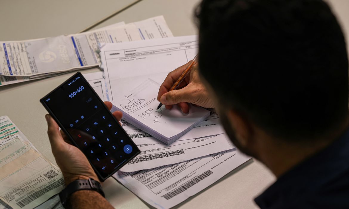 Caixa já renegociou R$ 820 milhões em dívidas no novo Desenrola Brasil