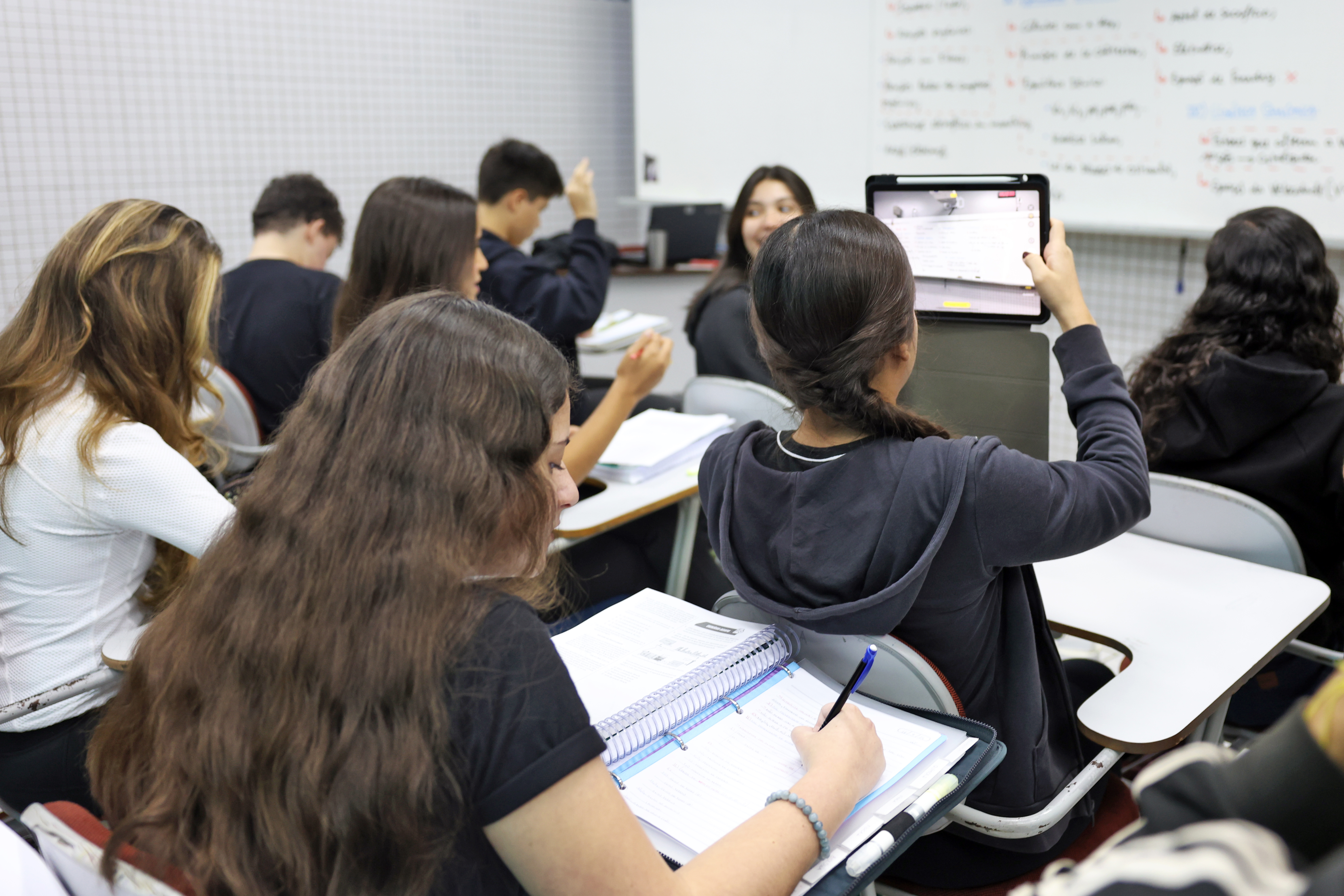 Pé-de-Meia 2026: estudantes nascidos em março e abril recebem nova parcela