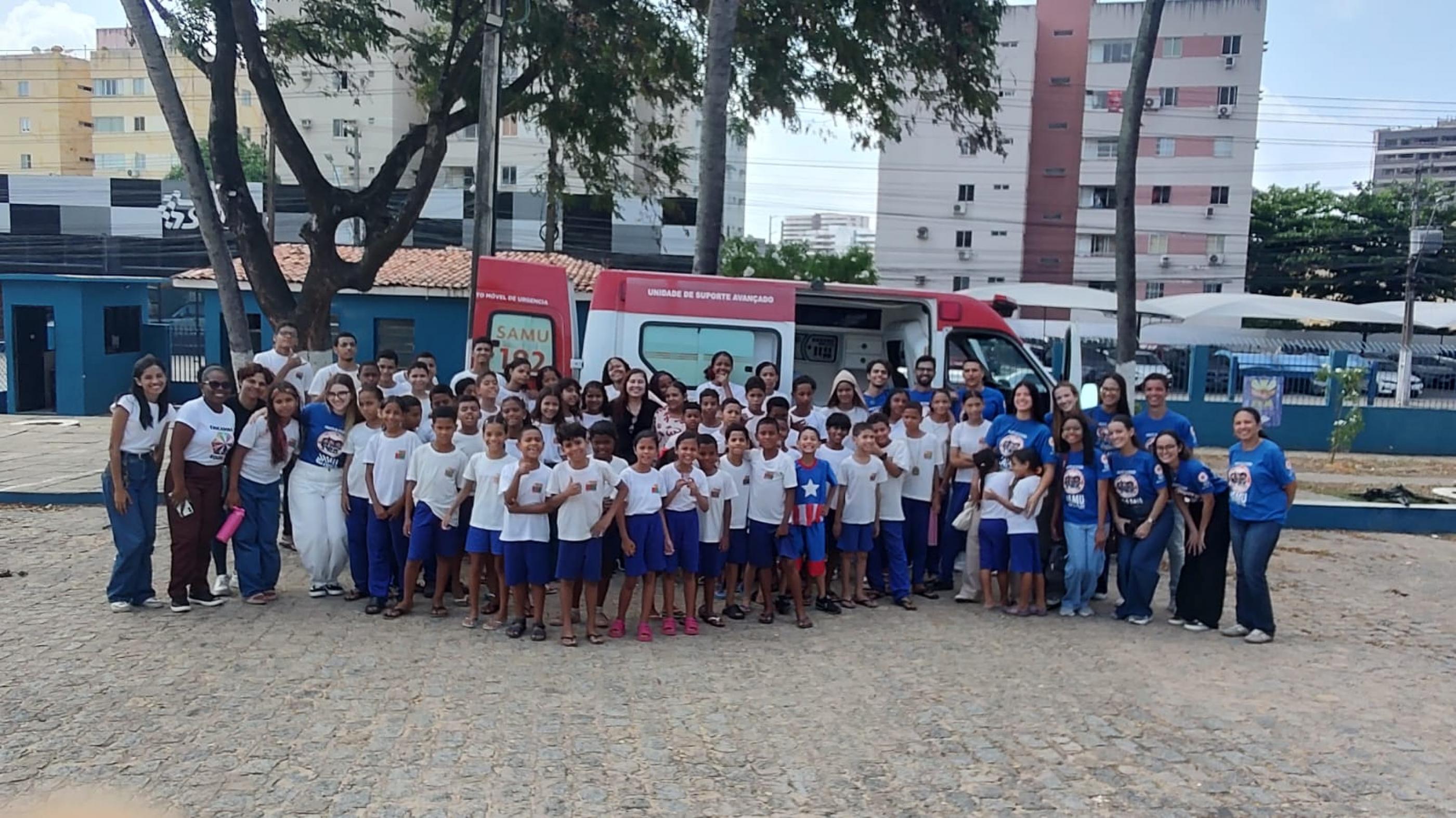 Samu nas Escolas orienta estudantes de Maceió sobre primeiros socorros