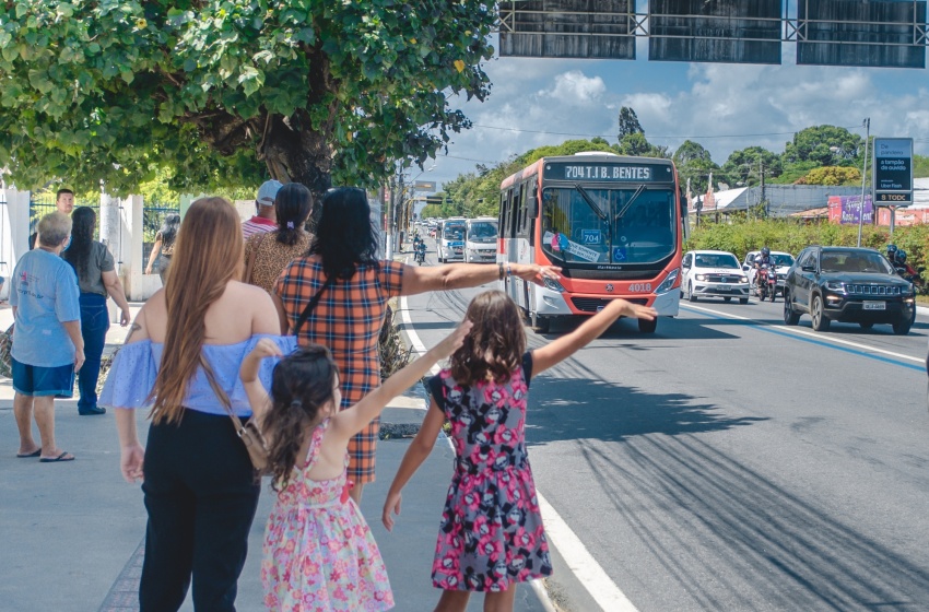 Linhas de ônibus serão reforçadas no domingo de eleição