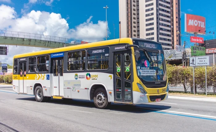 Maceió amplia oferta de ônibus no Litoral Norte aos domingos e feriados