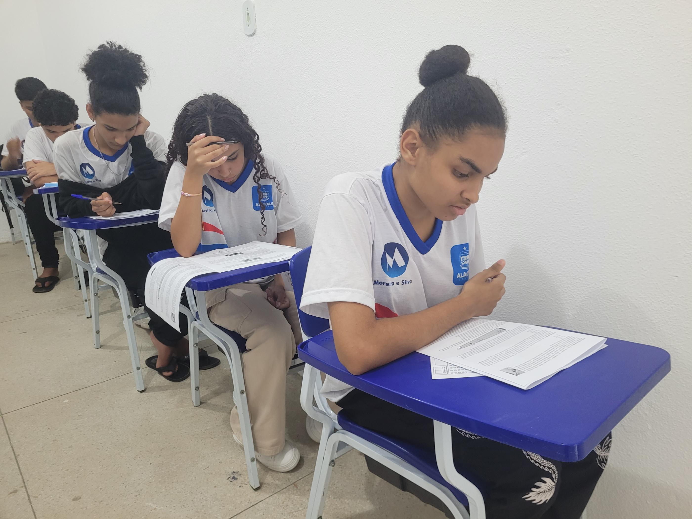 400 estudantes participam da 2ª fase da Olimpíada Brasileira de Física