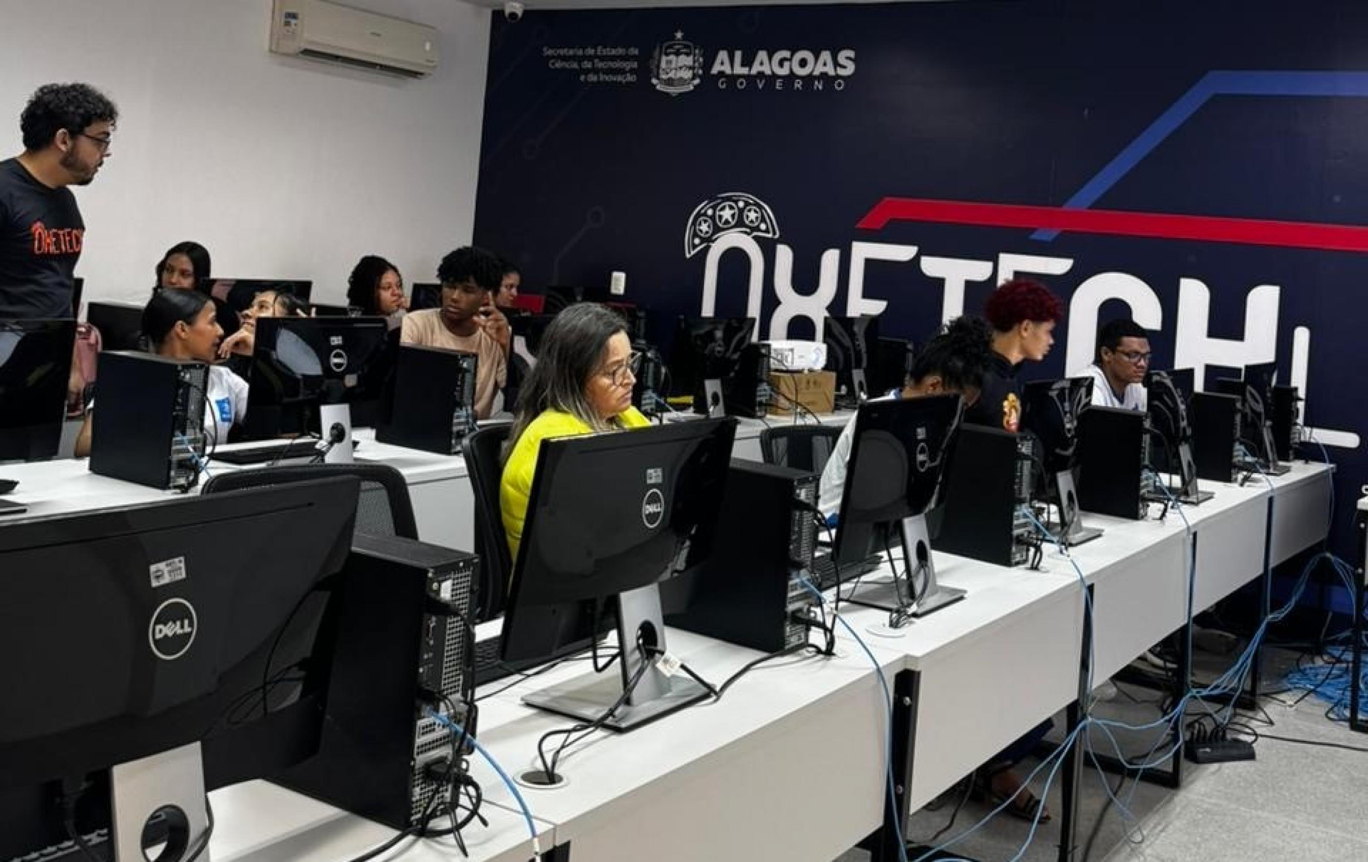 Programa OxeTech Academy abre vagas para cursos gratuitos