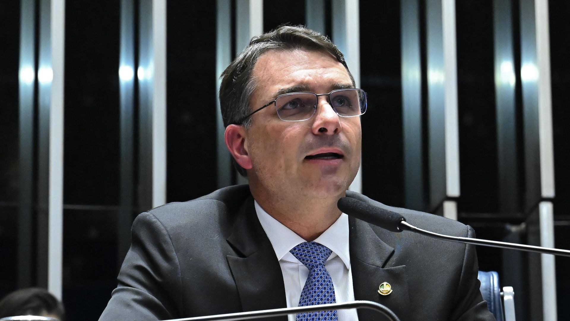Entidades contestam declaração de Flávio Bolsonaro sobre etanol