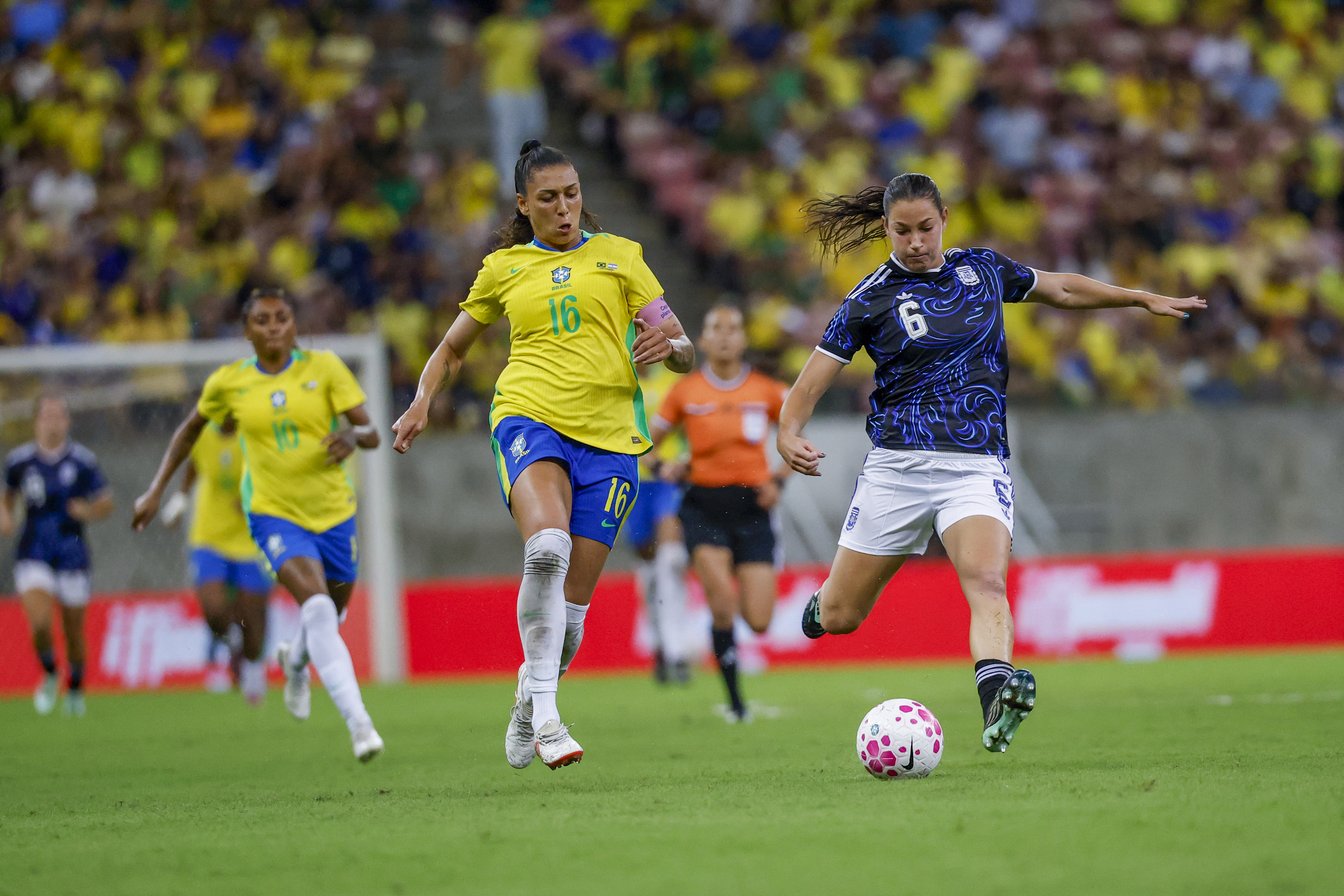 Empate com a Argentina encerra fase de testes da seleção feminina