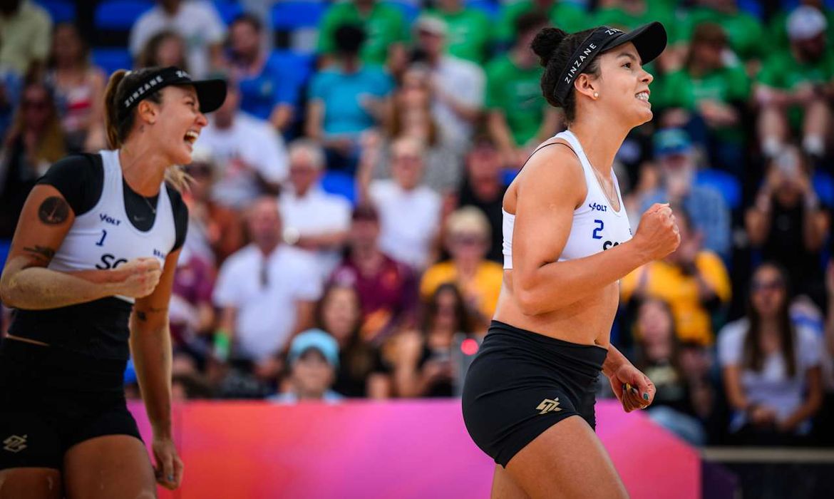 Brasileiras avançam para semifinal do Mundial de vôlei de praia