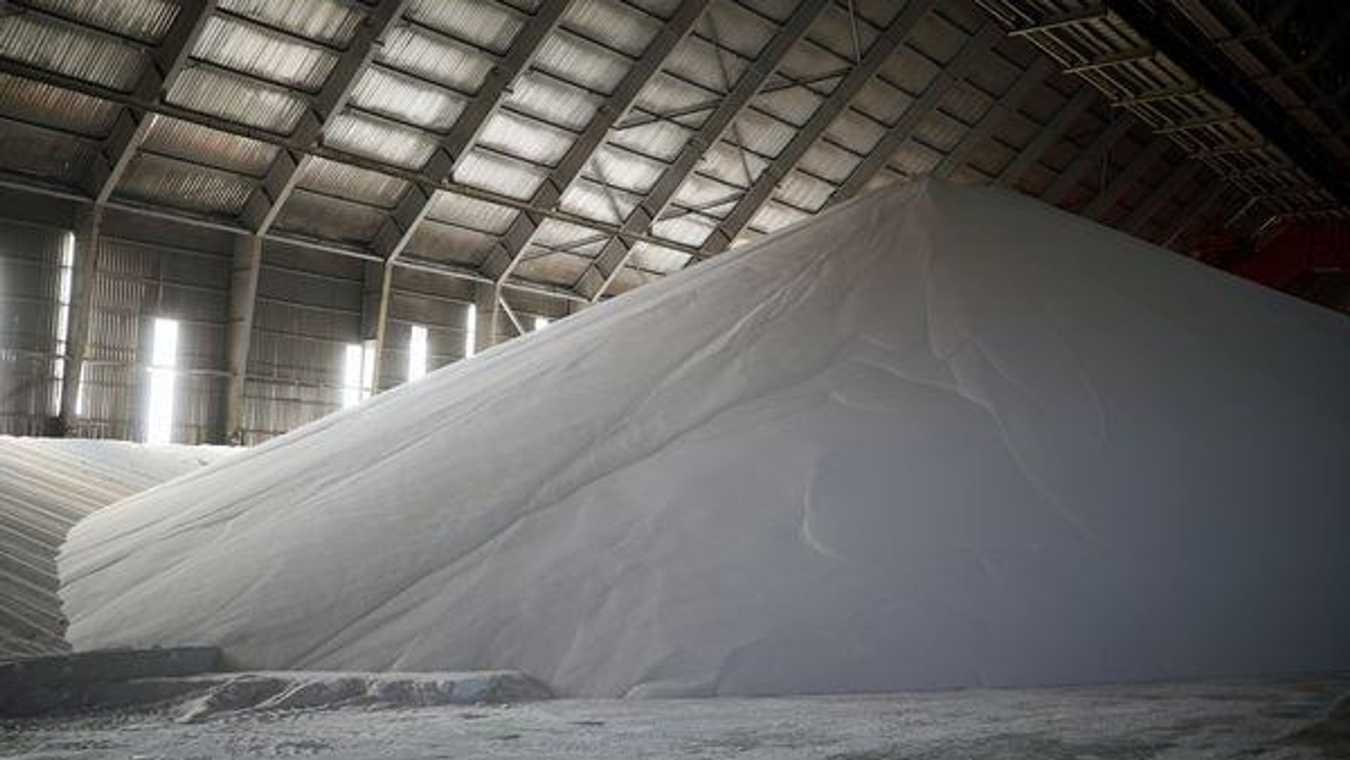 Tensão no Estreito de Ormuz ameaça agravar crise alimentar global