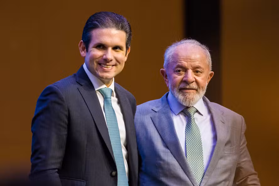 Lula adia definição de substituto de Gleisi e vai consultar Motta antes de escolher