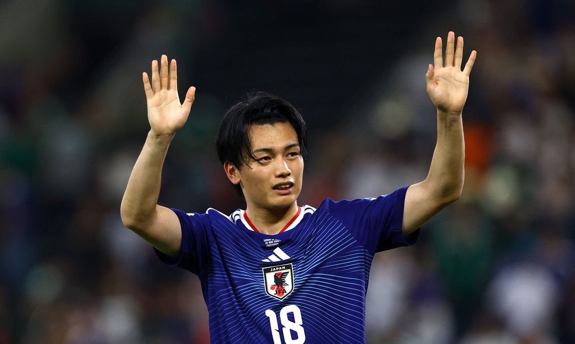 Japão goleia Tunísia por 4 a 0 e entra na briga pela liderança do Grupo F