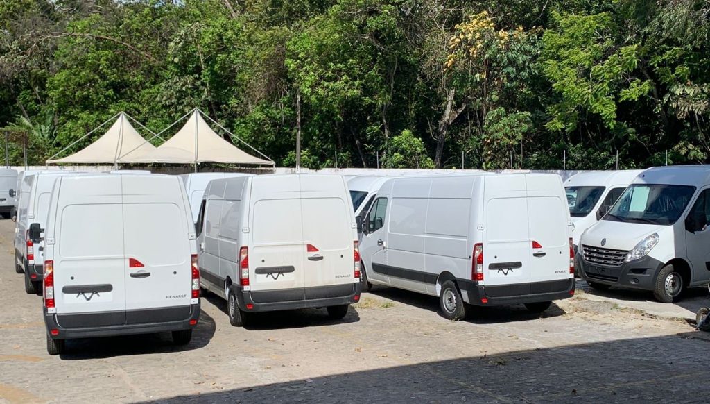Governo de AL recebe 150 ambulâncias adquiridas com recursos do Tesouro Estadual
