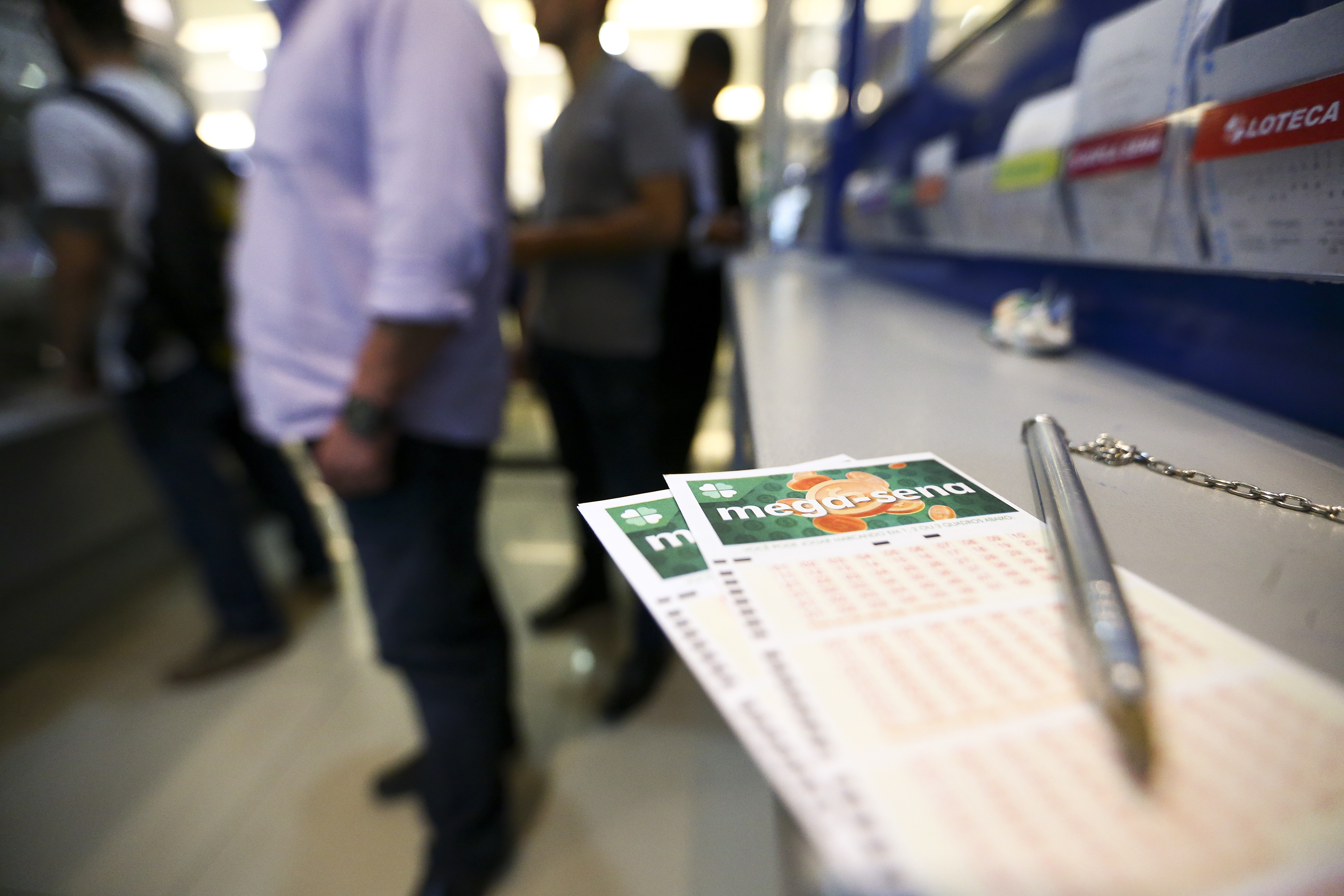 Mega-Sena acumula e prêmio chega a R$ 50 milhões
