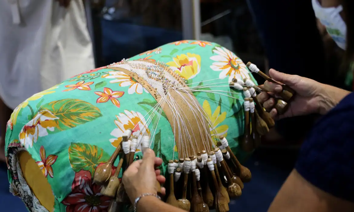 Dia 19 de março é oficializado como Dia Nacional da Artesã e do Artesão