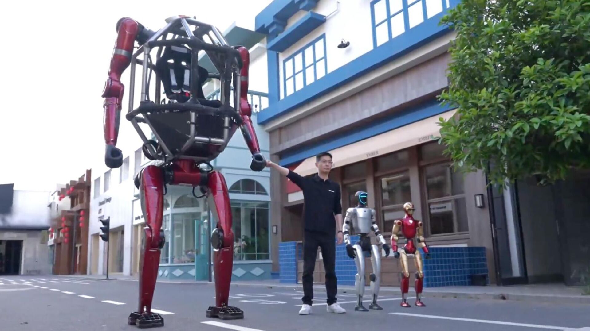 Empresa chinesa lança primeiro robô transformer tripulado produzido em série