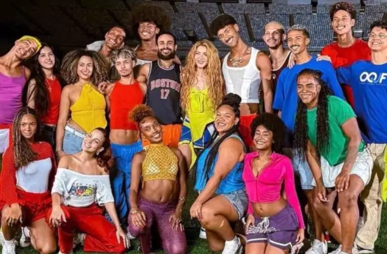 Shakira lança música oficial da Copa do Mundo com clipe gravado no Maracanã