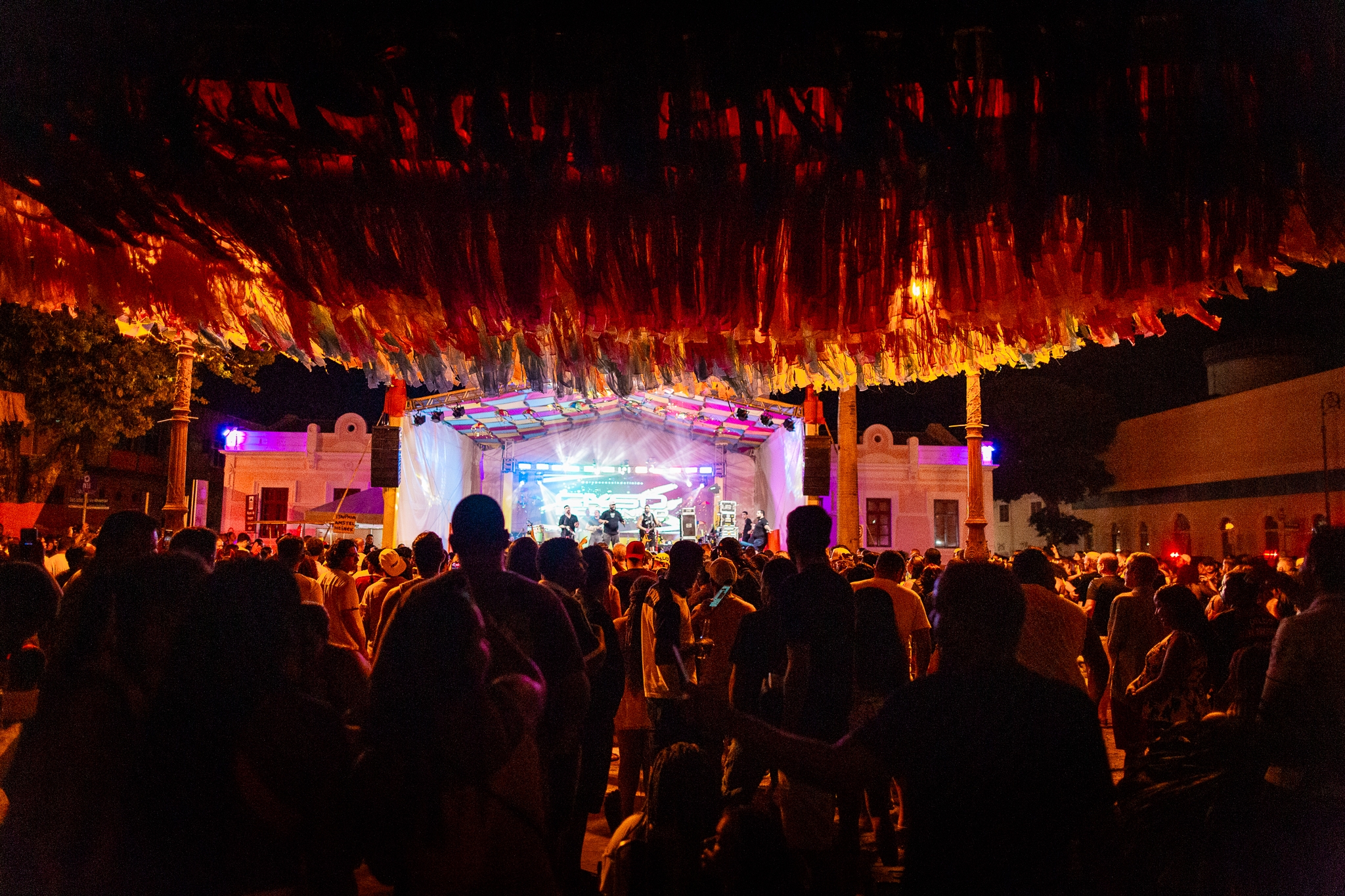 Bairro do Jaraguá vira palco do carnaval maceioense