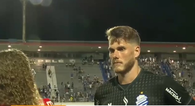 Wellerson desabafa após empate do CSA: 'Estavam procurando uma falha minha'