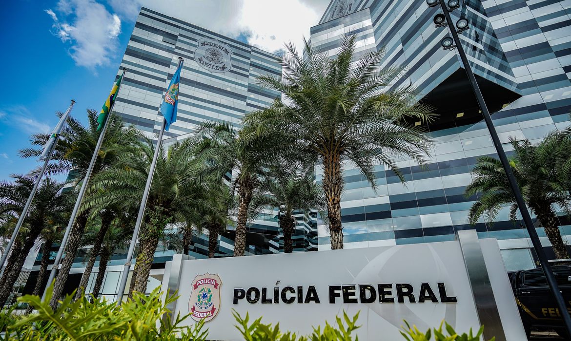 Governo autoriza nomeação de mil aprovados no concurso da Polícia Federal