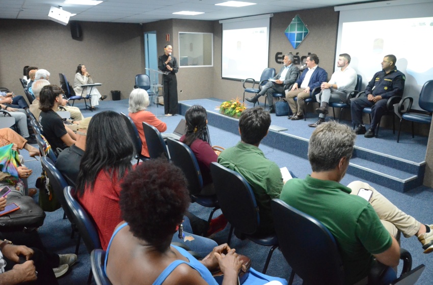 Seminário-Oficina discute futuro da orla de Maceió