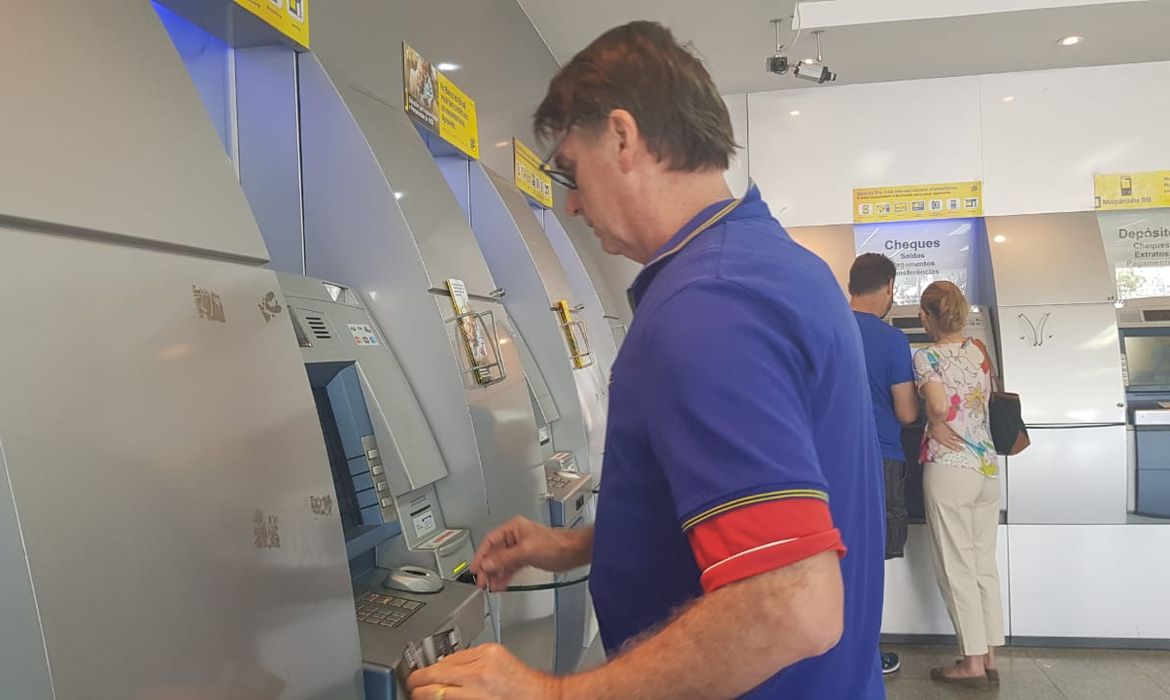Receita Federal paga nesta sexta o maior lote de restituição do IR da história