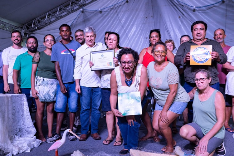 Cooperativa recebe primeiro Selo da Pesca Artesanal do Brasil