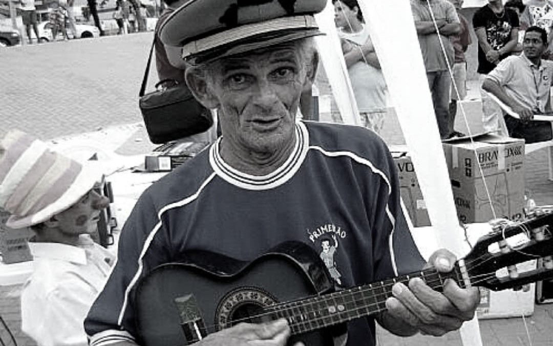 Morre Sargento Nanan, sanfoneiro e ícone do folclore em Maceió