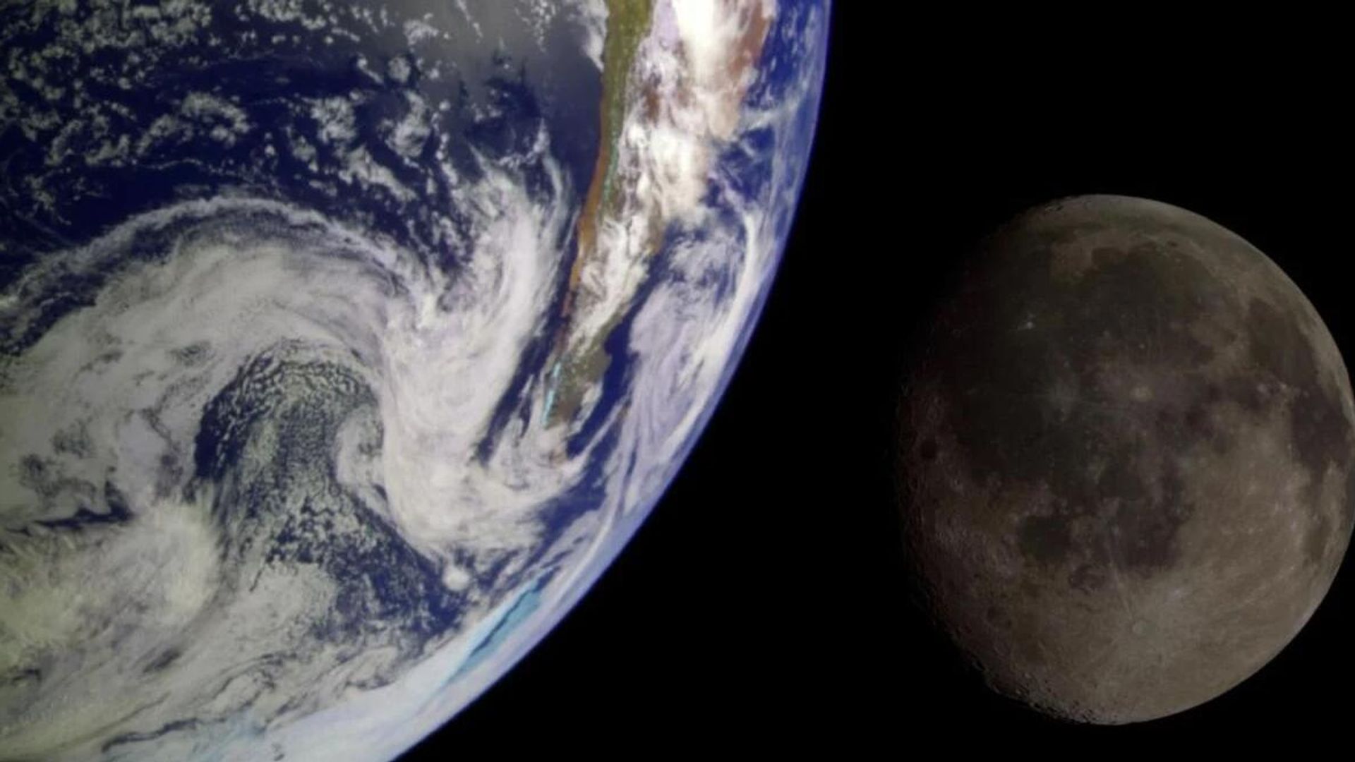 Foguete da SpaceX atinge a Lua e cria cratera de 18 metros