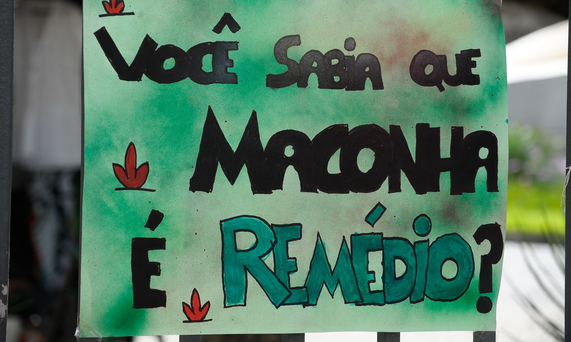 Assembleia do Ceará recebe 2º Simpósio Cearense de Cannabis Medicinal