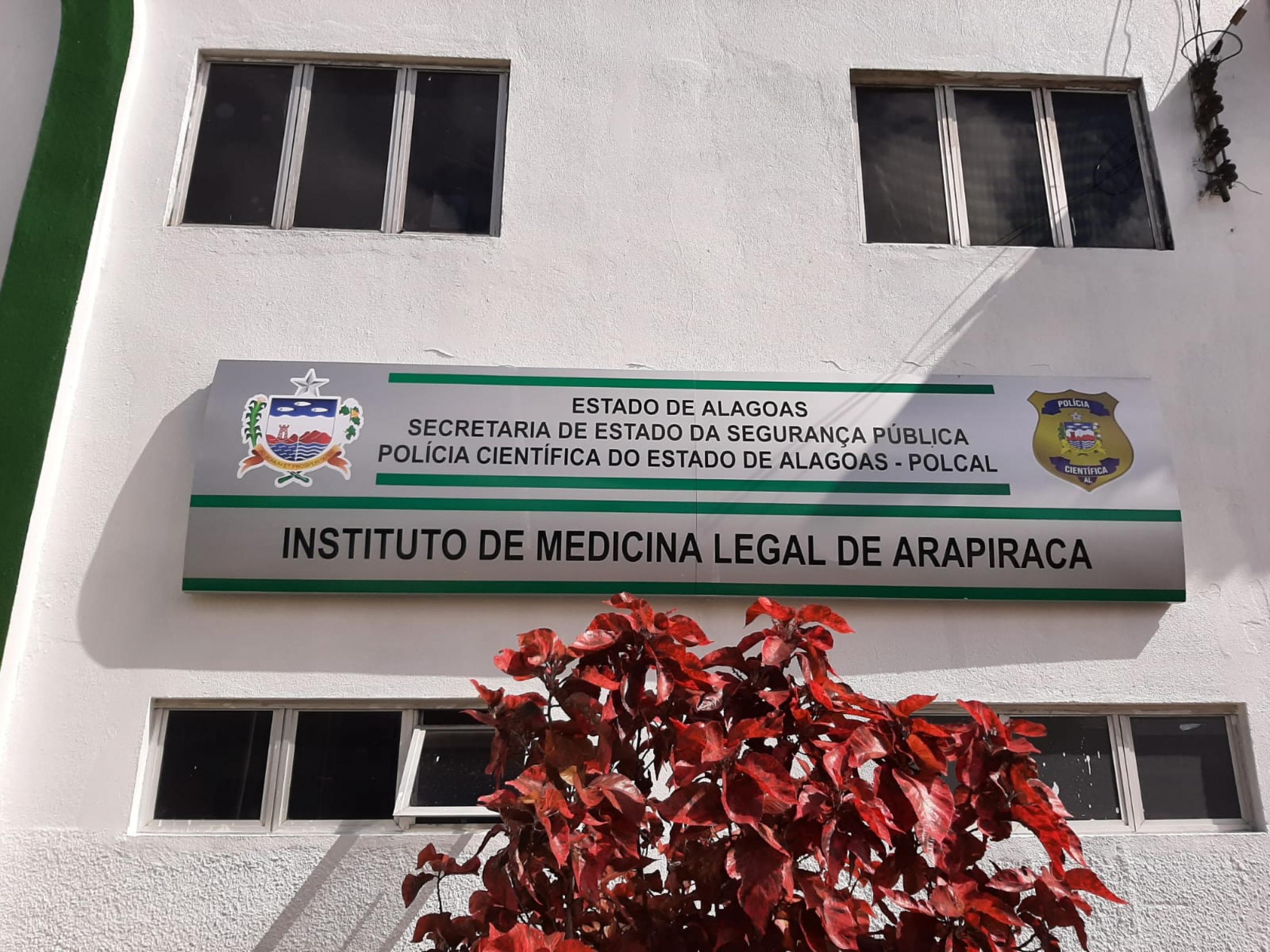 Polícia Científica identifica as seis vítimas de colisão fatal em Piranhas