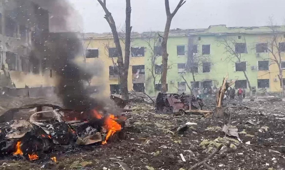 Bombardeio dificulta tentativas de retirar civis de cidade ucraniana