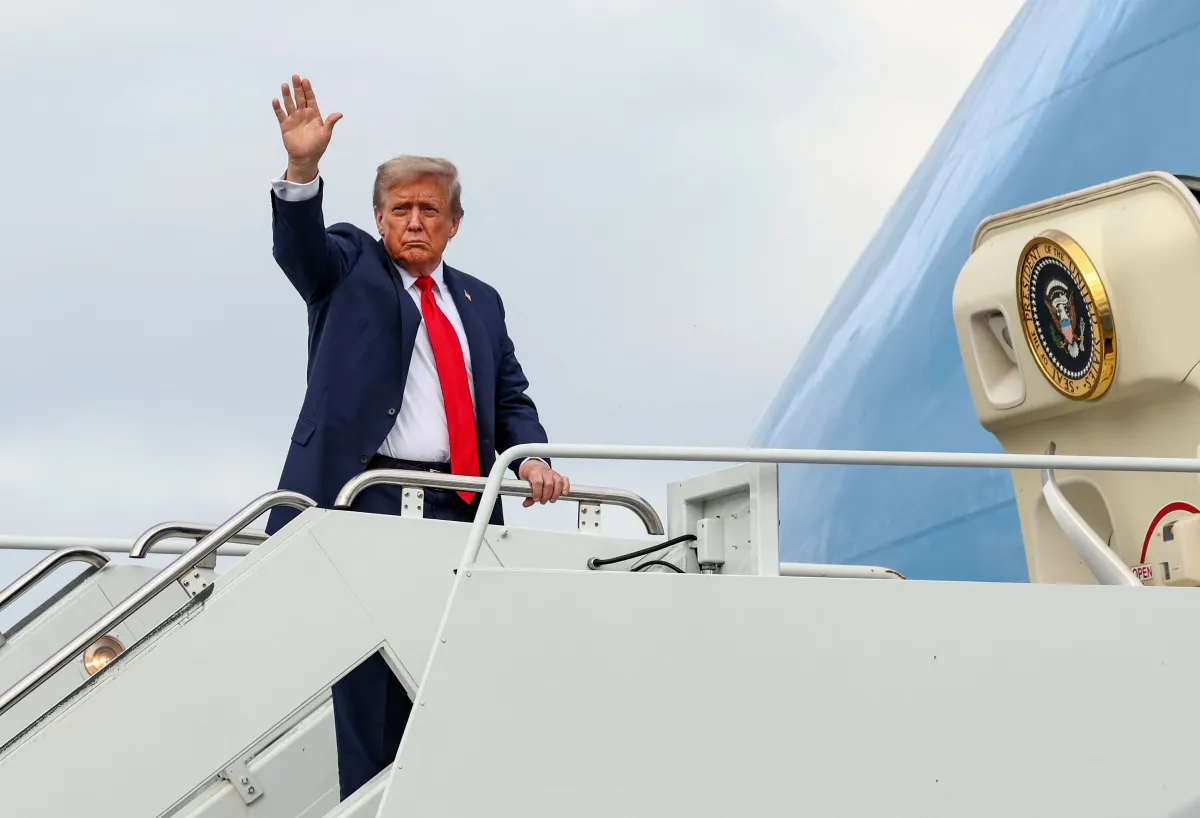 Saída secreta de Trump da Turquia expõe tensão com o Irã