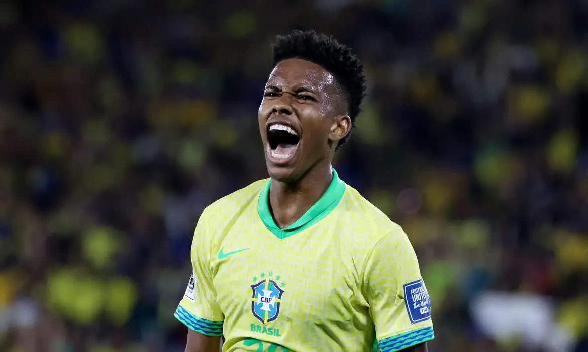 Brasil goleia Chile no Maracanã e segue firme nas Eliminatórias da Copa