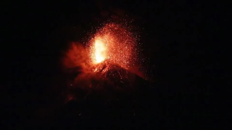 Erupção do vulcão Fuego afeta mais de 29 mil pessoas na Guatemala