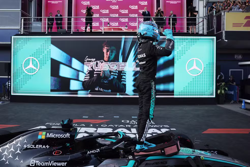 Russell supera Verstappen na linha de chegada e vence GP do Azerbaijão