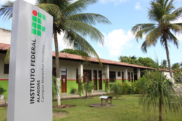 IFAL abre seleção para professores substitutos em três campi