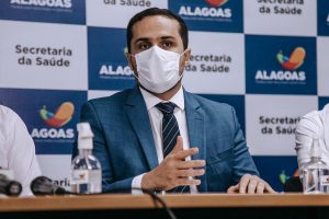 Alexandre Ayres diz que novo programa de controle de zoonoses será lançado em setembro