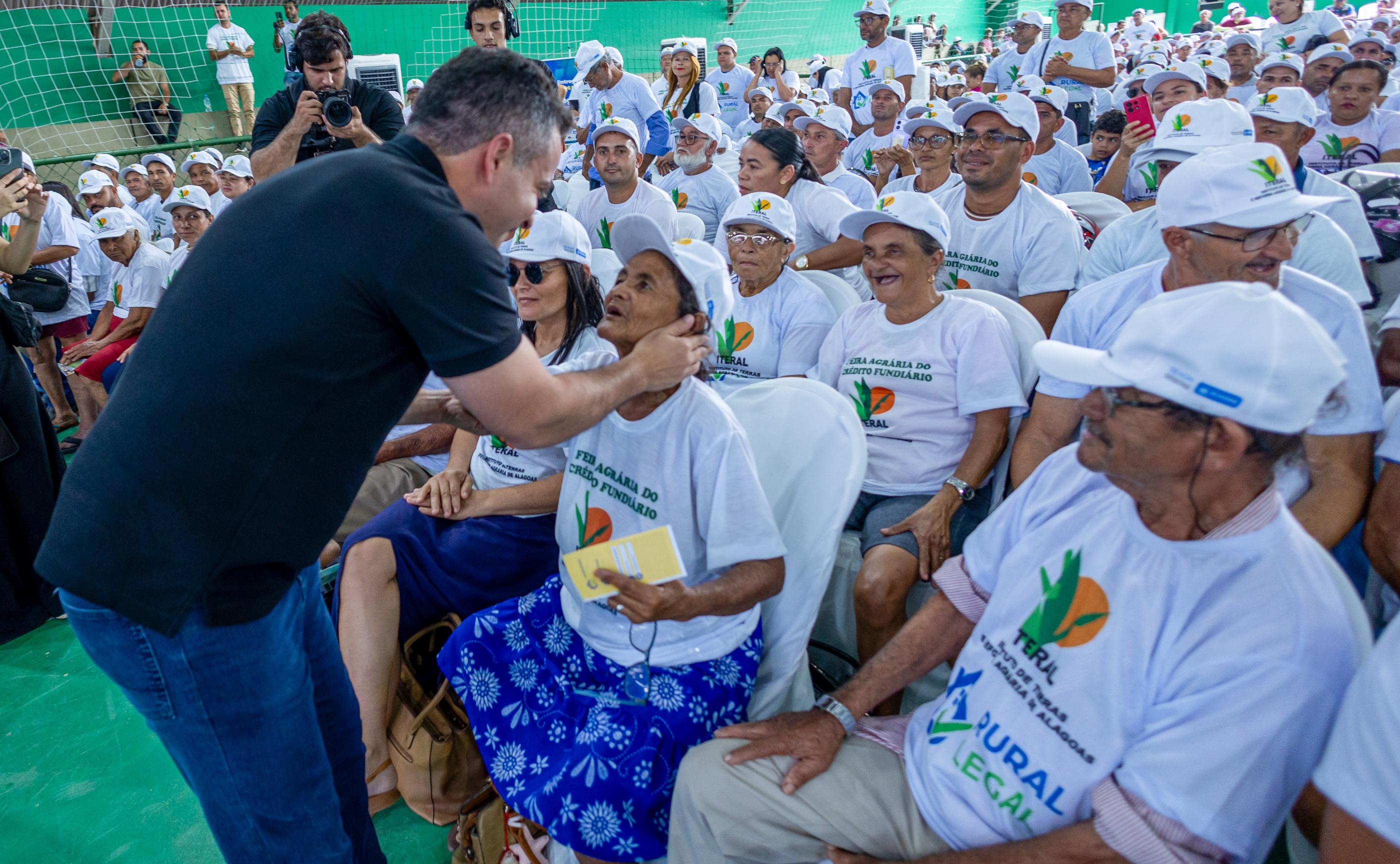 Estado e TJ entregam 577 títulos de terra em Mata Grande nesta segunda