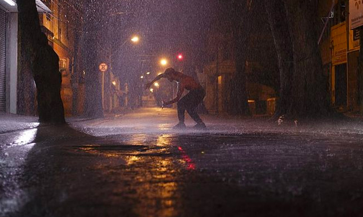 Prefeitura  de Maceió cancela lançamento do filme Cavalo