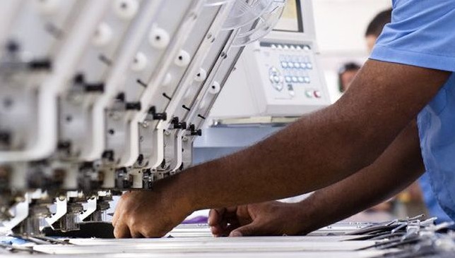 Governo libera todas as indústrias de AL da quarentena