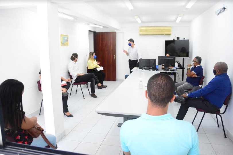 MPT AL realiza mediação para garantir pagamento rescisório a trabalhadores laboratório Nabuco Lopes