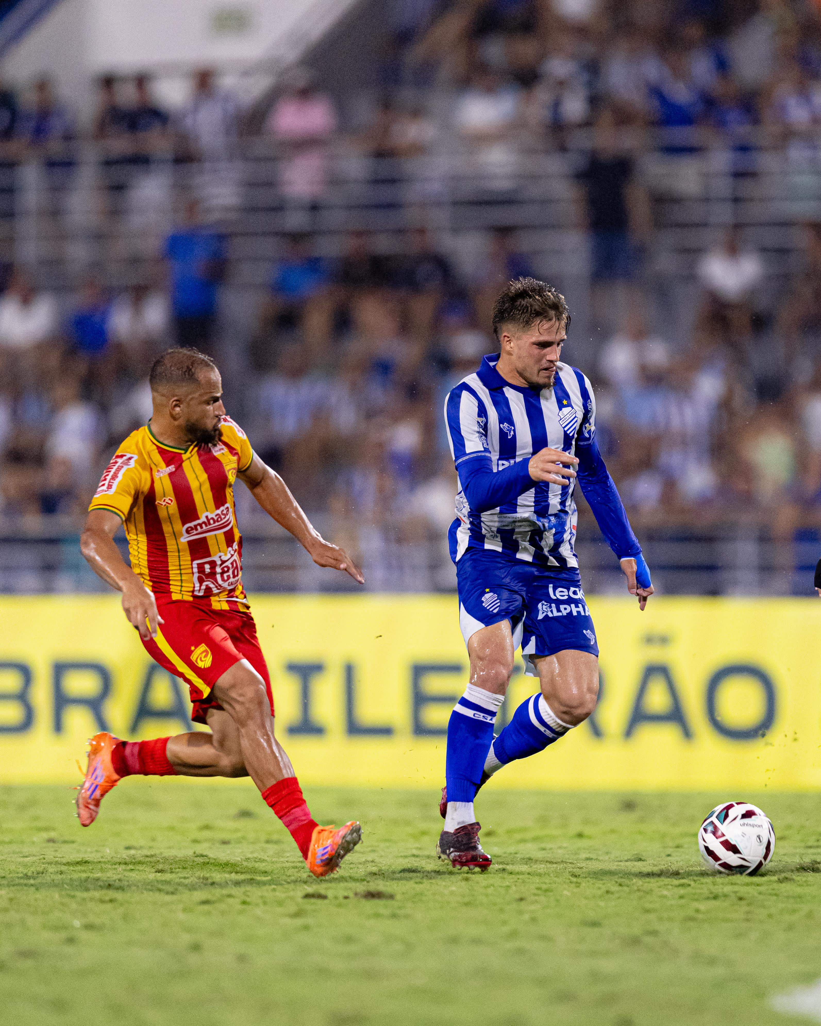CSA vence e cola no líder na Série D