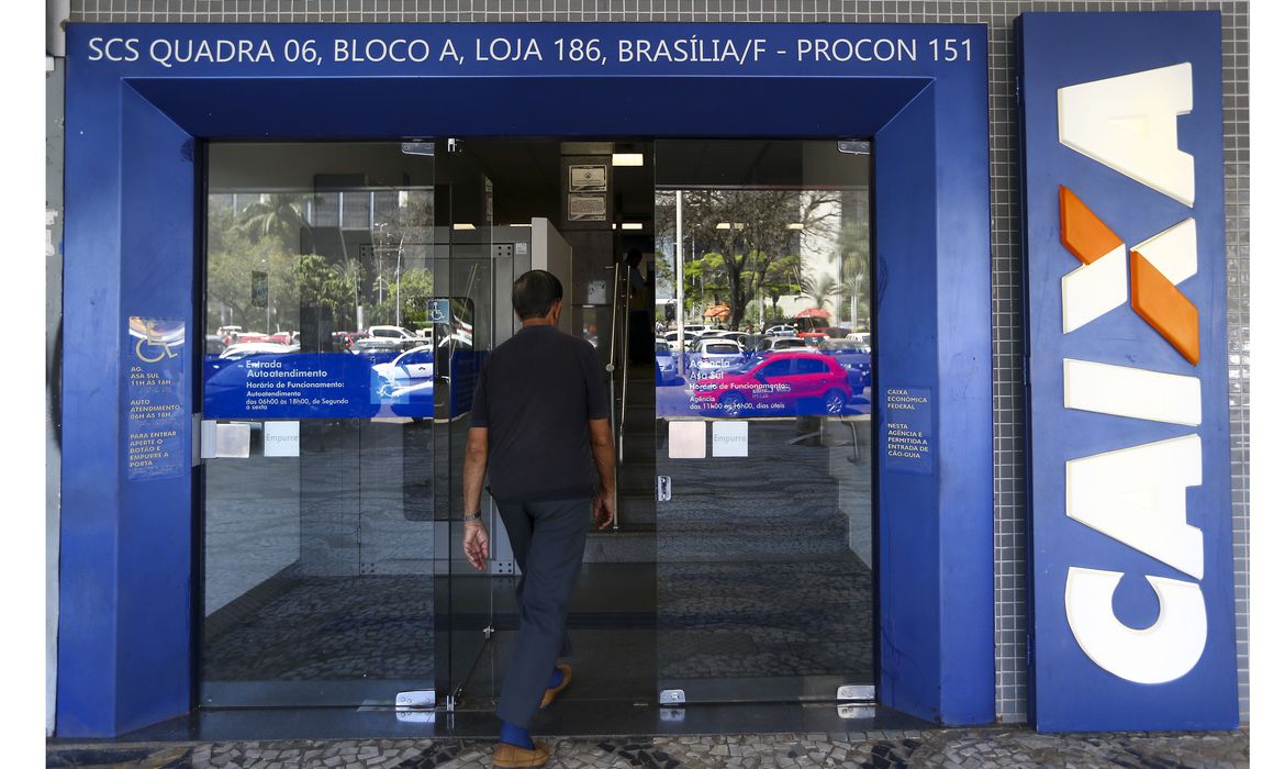 Caixa abre 2h mais cedo a partir desta segunda-feira (04)