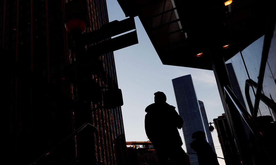 Nova York permitirá que construção e manufatura reabram primeiro