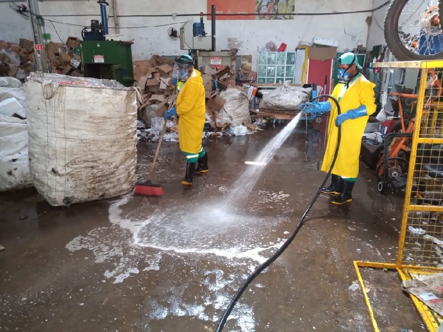 Alagoas: Cooperativas seguem orientações de saúde e higienização nos galpões