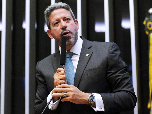 PGR denuncia deputado federal de AL sob acusação de corrupção
