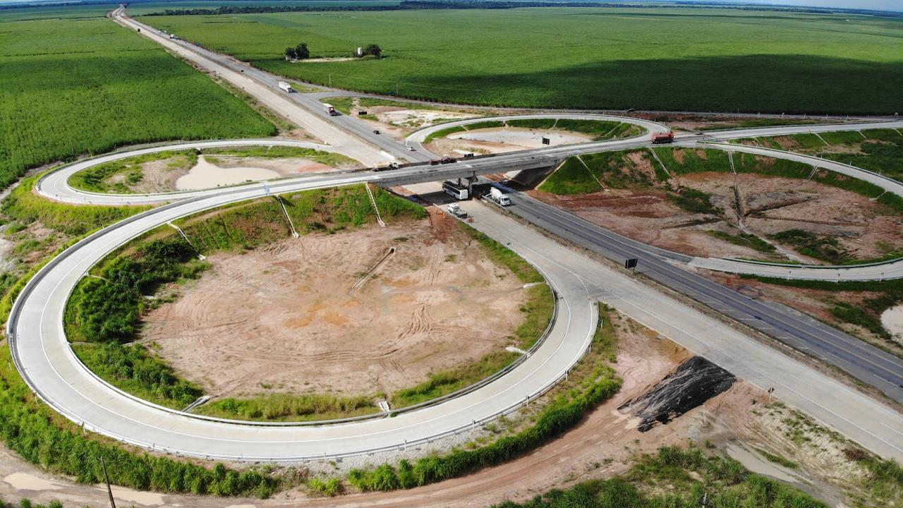 BR-101/AL: Governo Federal entrega viaduto e novo trecho duplicado